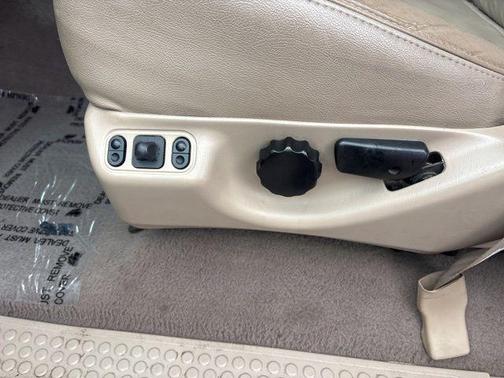 2000 Ford Excursion Limited