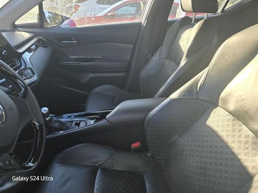 2021 Toyota C-HR Limited