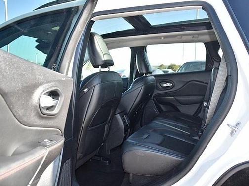 2021 Jeep Cherokee Trailhawk