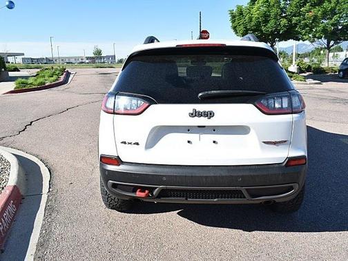2021 Jeep Cherokee Trailhawk