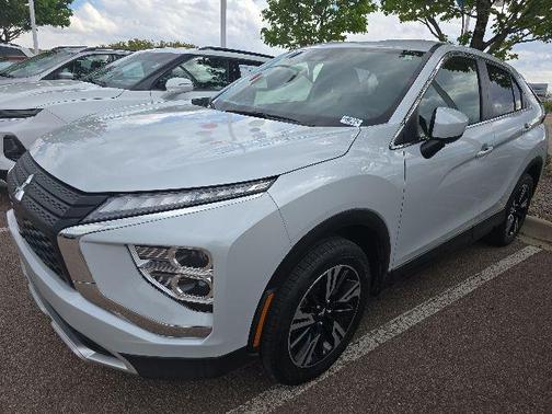 White Diamond 2025 Mitsubishi Eclipse Cross SE