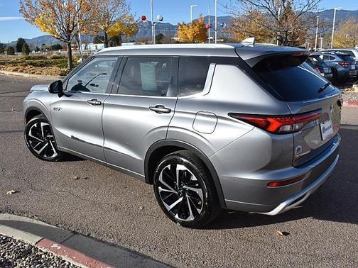 2023 Mitsubishi Outlander PHEV SEL