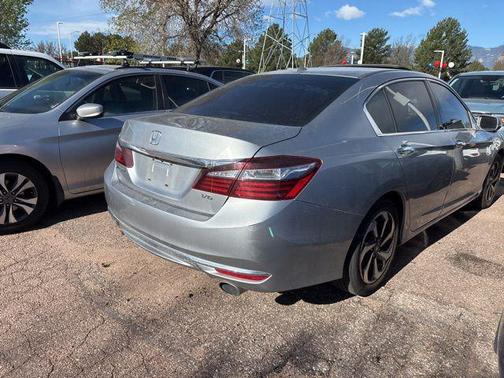 Lunar Silver Metallic 2017 Honda Accord EX-L