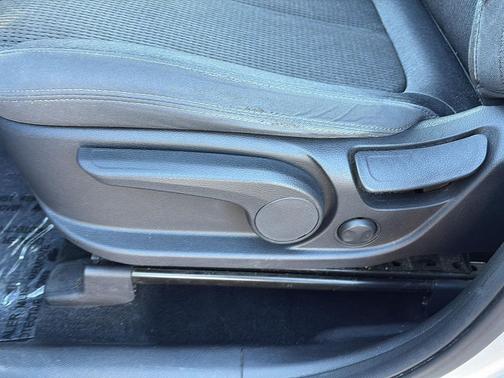 2019 Hyundai SANTA FE SE 2.4