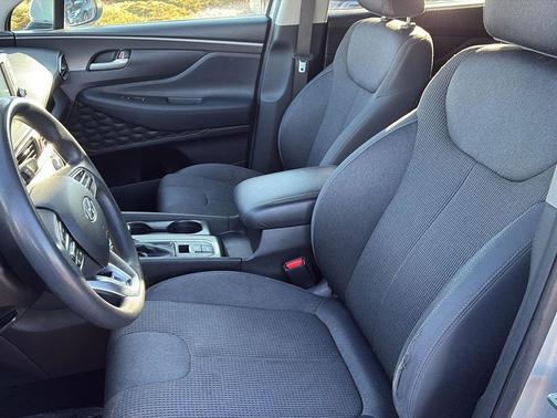 2019 Hyundai SANTA FE SE 2.4