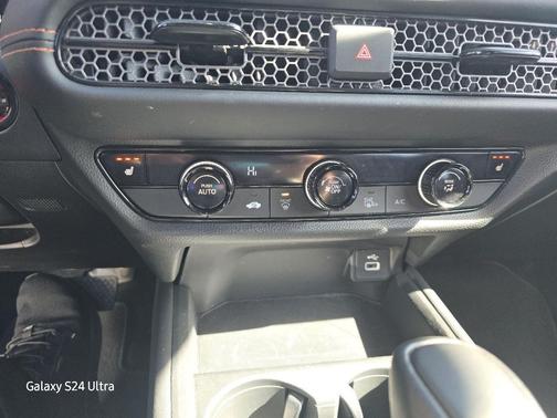 2025 Honda HR-V AWD Sport