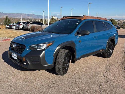 Geyser Blue 2023 Subaru Outback Wilderness