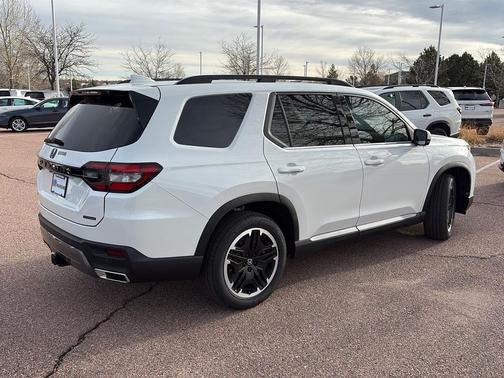 2026 Honda Pilot Touring 8-Passenger