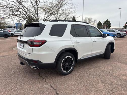 2026 Honda Pilot Touring 8-Passenger