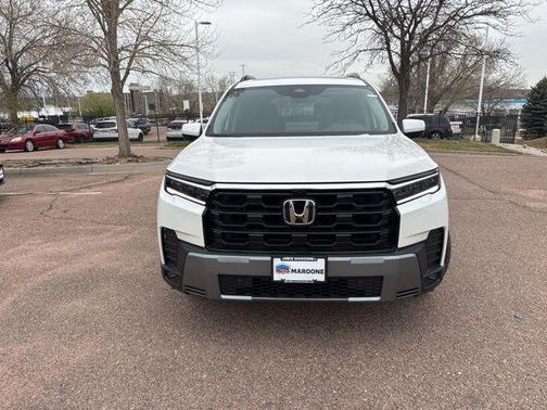 2026 Honda Pilot Touring 8-Passenger