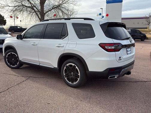 2026 Honda Pilot Touring 8-Passenger