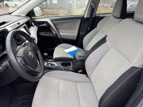 Silver Sky Metallic 2017 Toyota RAV4 XLE