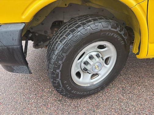 Special Exterior Color 2020 Chevrolet Express 2500 RWD 2500 Regular Wheelbase WT