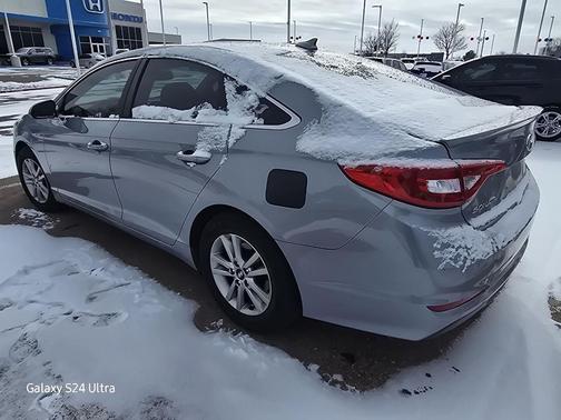 2015 Hyundai SONATA SE
