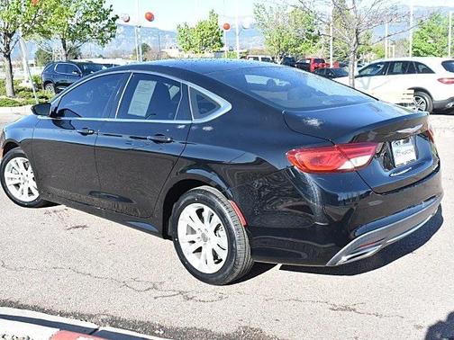2016 Chrysler 200 Limited