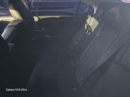 2021 Lexus ES 300h Base