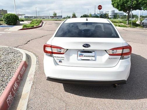 2019 Subaru Impreza 2.0i