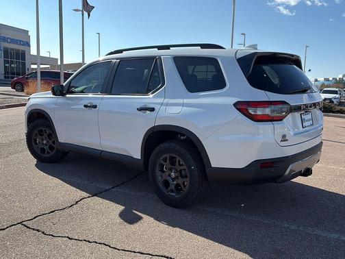 2026 Honda Pilot TrailSport