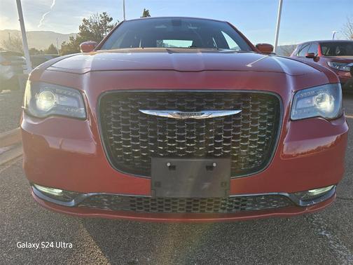 2017 Chrysler 300 S