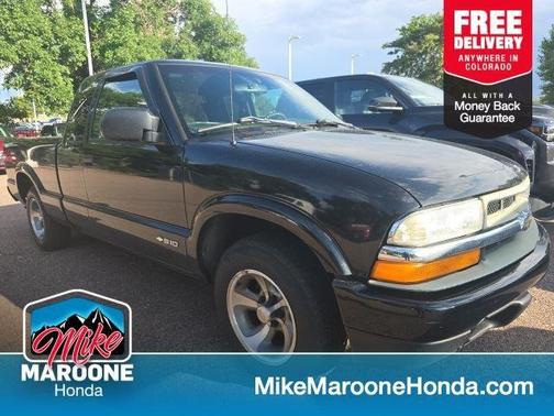 2001 Chevrolet S-10 Base