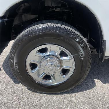 2024 RAM 2500 Tradesman Crew Cab 4x4 8' Box