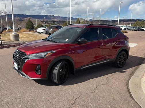 2024 Nissan Kicks SR