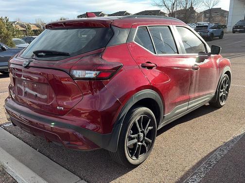 2024 Nissan Kicks SR