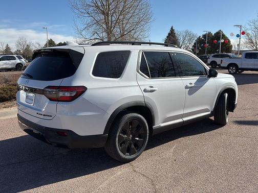 2026 Honda Pilot Black Edition