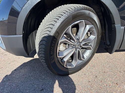 Crystal Black Pearl 2022 Honda CR-V AWD EX-L