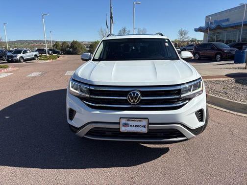 Pure White 2022 Volkswagen Atlas 3.6L SE w/Technology