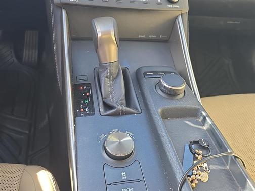 2015 Lexus IS 250 Crafted Line