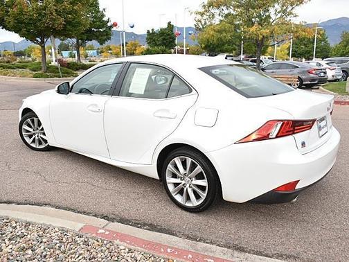 2015 Lexus IS 250 Crafted Line