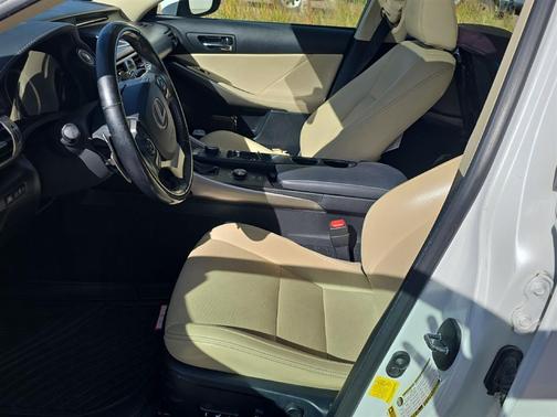 2015 Lexus IS 250 Crafted Line