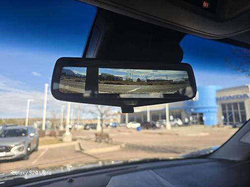 2017 Cadillac Escalade ESV Luxury