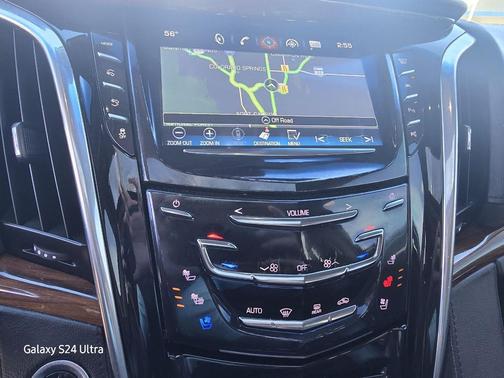 2017 Cadillac Escalade ESV Luxury