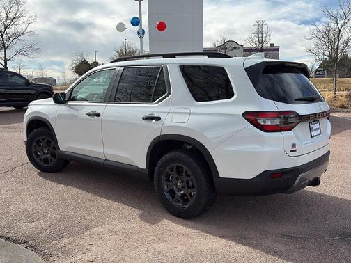 2026 Honda Pilot TrailSport