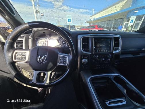 2017 RAM 1500 Limited Crew Cab 4x4 5'7' Box