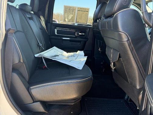 2017 RAM 1500 Limited Crew Cab 4x4 5'7' Box