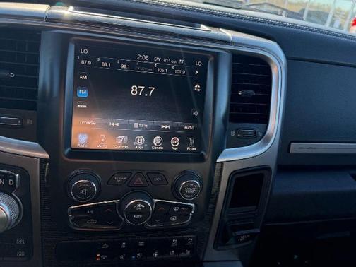 2017 RAM 1500 Limited Crew Cab 4x4 5'7' Box