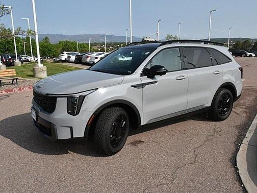 2025 Kia Sorento SX