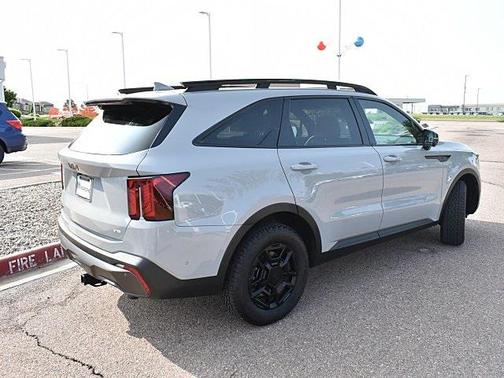 2025 Kia Sorento SX