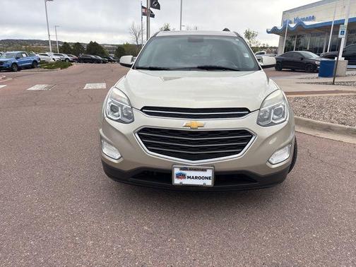 Champagne Silver Metallic 2016 Chevrolet Equinox LT