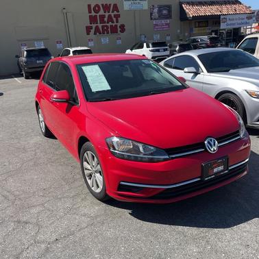 2018 Volkswagen Golf TSI S