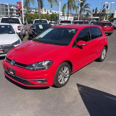 2018 Volkswagen Golf TSI S