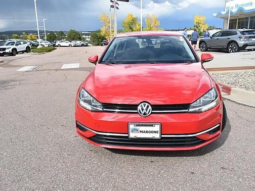 2018 Volkswagen Golf TSI S