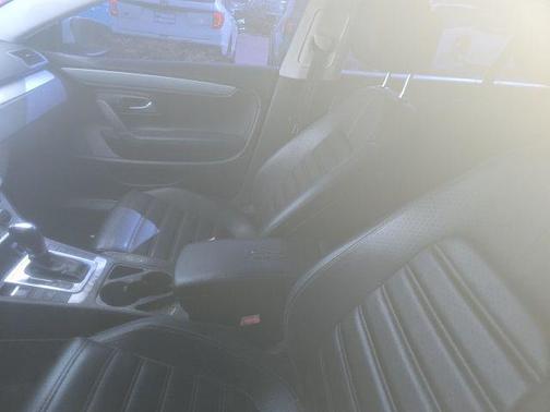 Candy White 2013 Volkswagen CC 2.0T Sport