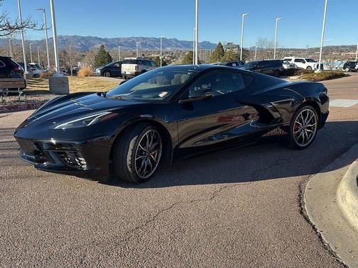 2024 Chevrolet Corvette Stingray w/2LT