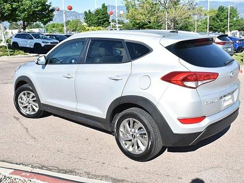 2016 Hyundai TUCSON SE