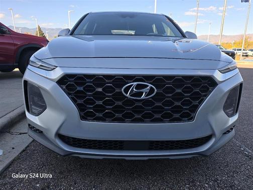 2019 Hyundai SANTA FE SE 2.4