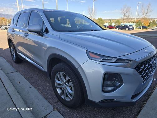 2019 Hyundai SANTA FE SE 2.4